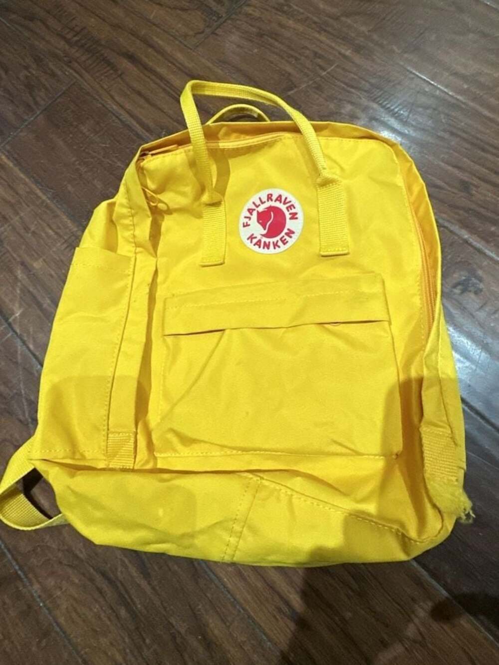 Fjällräven Kånken Classic Backpack in Yellow